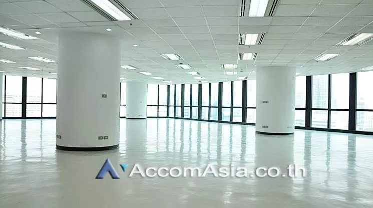  Office space For Rent in Silom, Bangkok  near BTS Sala Daeng - MRT Silom (AA10403)